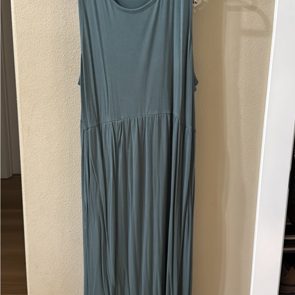 6 plus size Maurices 24/7 dresses